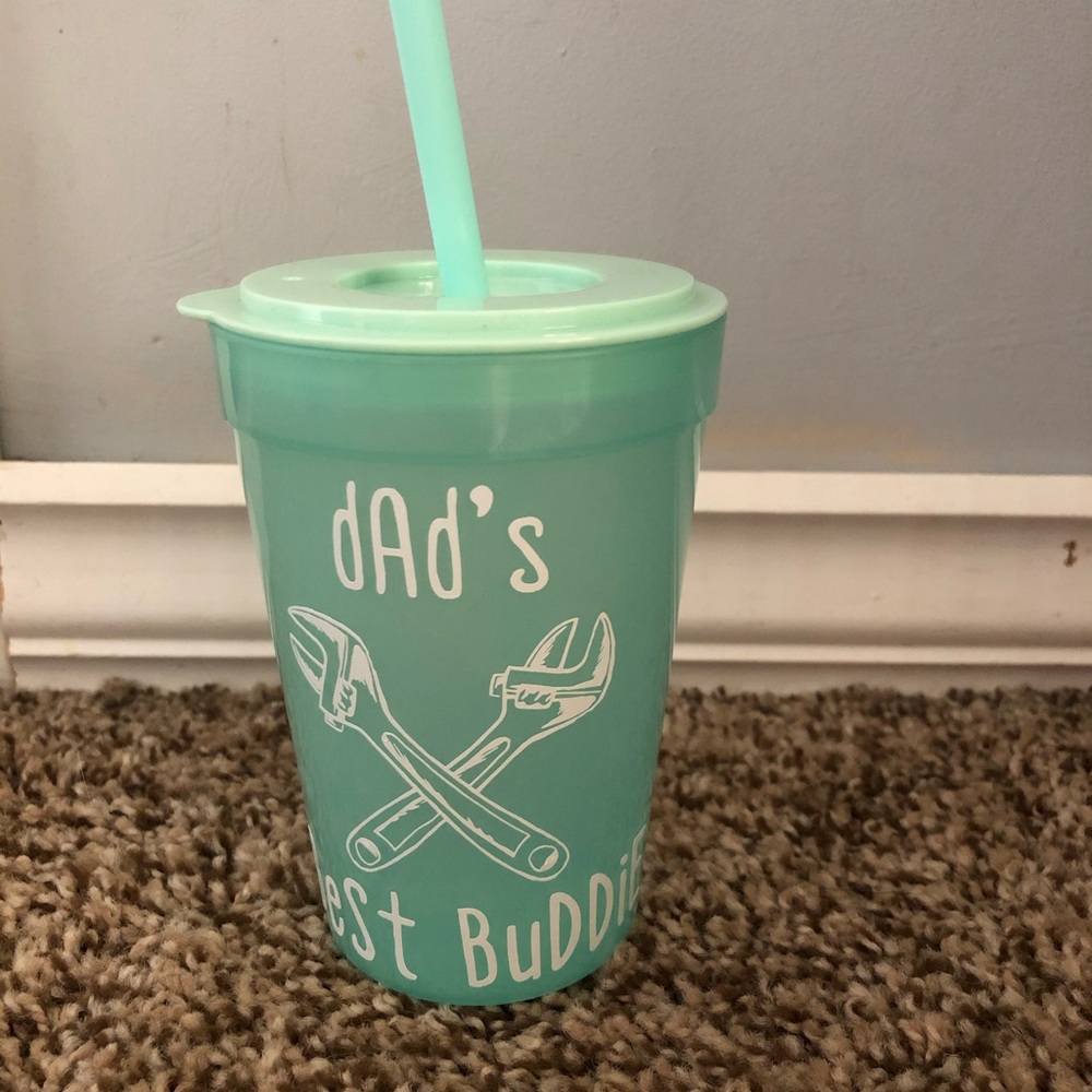 Color changing cup - Picture 3 of 3